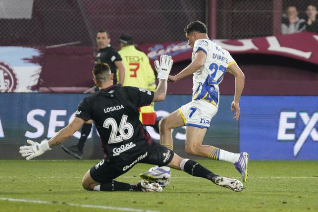 Qué dijo el árbitro Andrés Merlos sobre la jugada del penal a Duarte que terminó en gol de Di María