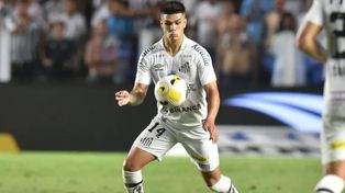 El mediocampista Rodrigo Fernández viene de jugar en Santos de Brasil.&nbsp; 