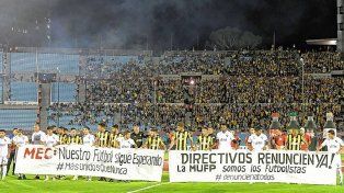 La Mutual de futbolistas uruguayos resolvió levantar la huelga después de 26 días.