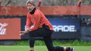 San Lorenzo tiene en carpeta a un DT entrerriano