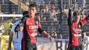Colón ganó dos partidos al mismo tiempo, superó a Deportivo Madryn y a las adversidades