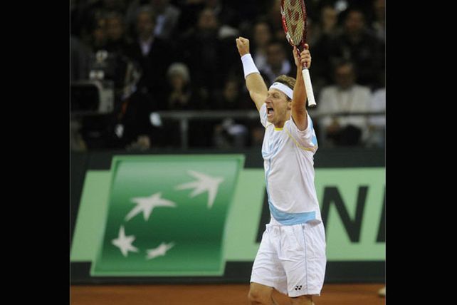 Nalbandian y Schwank ganaron el dobles y abrieron una esperanza