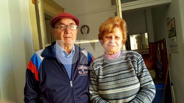 Engañaron a dos abuelos y les sacaron 400.000 pesos ahorrados Engañaron a dos abuelos y les sacaron 400.000 pesos ahorrados
