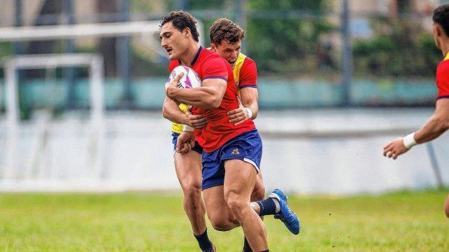 El mendocino Rodrigo Isgró en uno de los entrenamientos de Los Pumas en el Police Sports and Recreation.