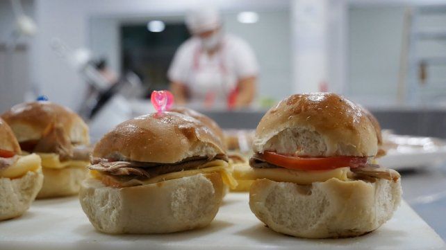 Delicias entre dos panes: el mundo celebra hoy el Día del Sandwich