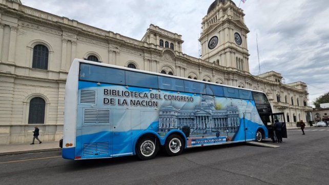 El Bibliomóvil de la Biblioteca del Congreso de la Nación recorrerá distintos puntos de la ciudad de Paraná para incentivar la lectura a niños