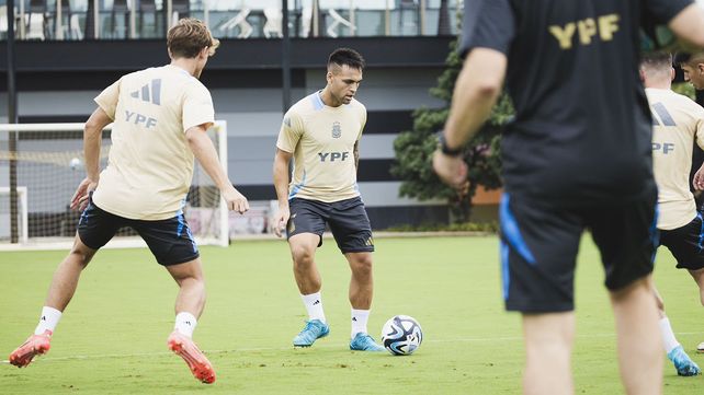 La selección argentina entrenó en Miami en la previa del partido ante Venezuela.