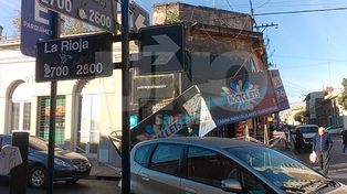 Se cayó un cartel en 9 de Julio y La Rioja