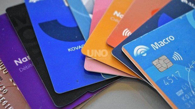 Al adquirir deudas con tarjetas de crédito Al adquirir deudas con tarjetas de crédito