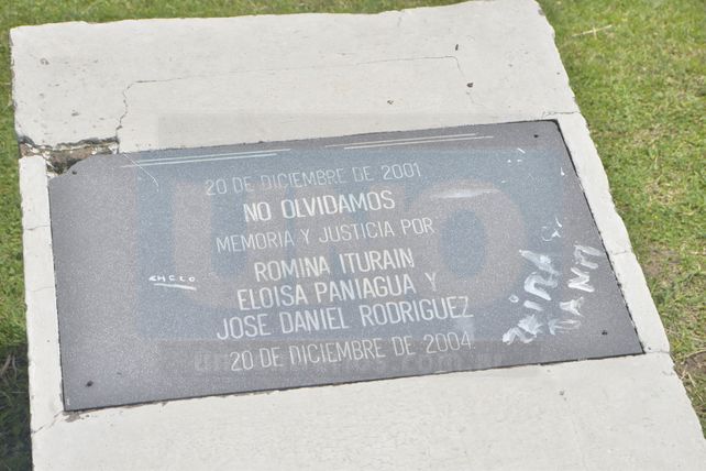 A 17 años de la represión de  2001, homenajearon a las víctimas en Paraná