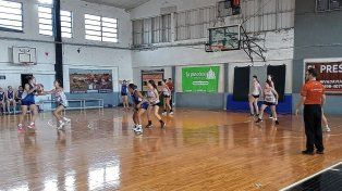 Feriado llenó de básquet local en ambas ramas por formativas