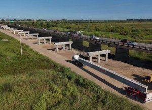 Nuevo puente Santa Fe-Santo Tomé: por la crecida del Salado, postergan la colocación de pilotes, pero la obra continúa su avance
