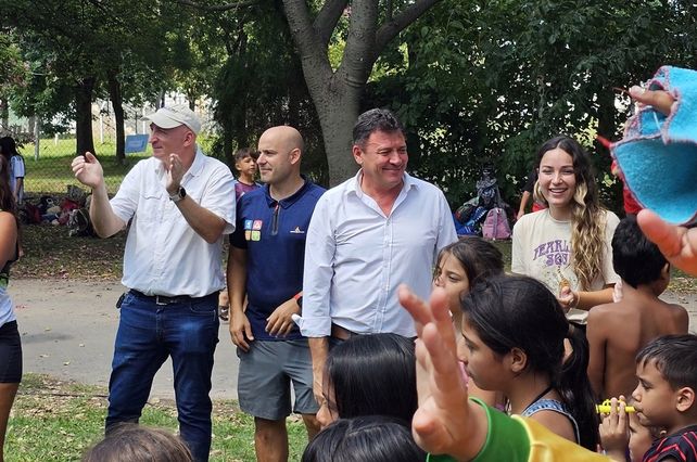 La colonia de San Lorenzo se despidió con una gran fiesta donde estuvo el intendente Leonardo Raimundo.