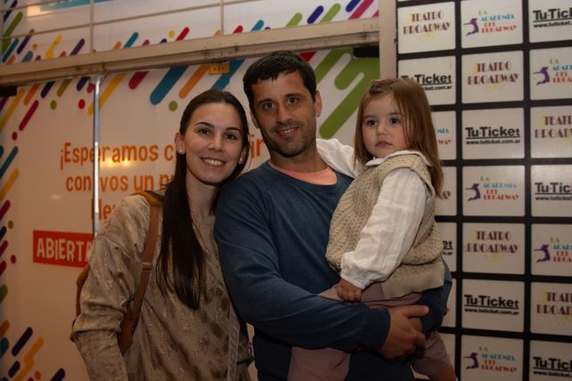 Ana Paula Rosendo y Rodrigo y Emilia Ricci