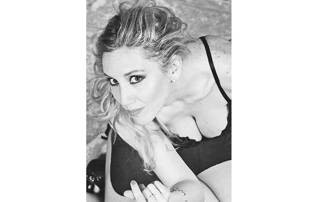 Las fotos hot de la hermana de Luisana Lopilato