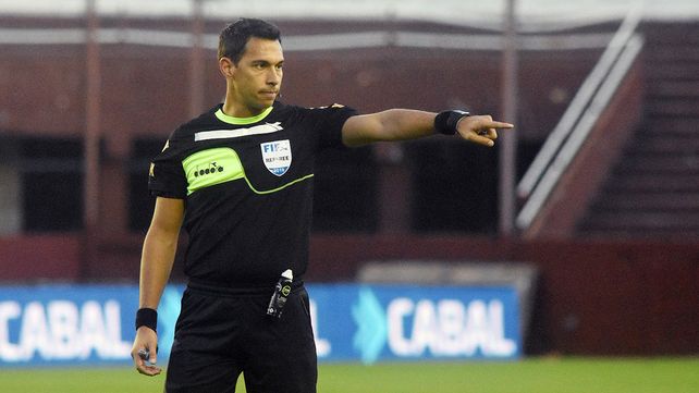 Los pobres números de Unión con Facundo Tello como árbitro