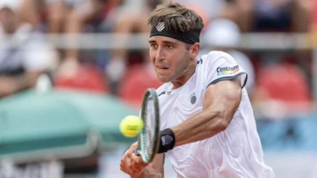 Tomás Etcheverry superó con autoridad al francés Richard Gasquet.