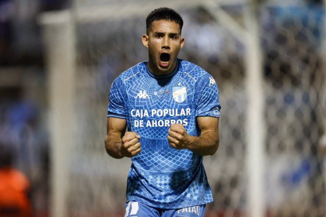 Atlético Tucumán venció 2-1 a Sportivo Barracas en el estadio Ciudad de Caseros&nbsp;