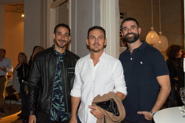 Matias Modernel, Lisandro Fina y Gonzalo de Gorostiza. 