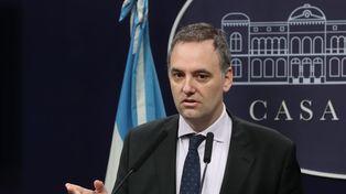 El Gobierno calificó como detestables los videos de Alberto Fernández en Casa Rosada