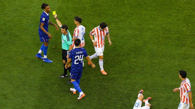 La FIFA rechazó el pedido de Francia y Olise puede perderse la semi si recibe otra amarilla