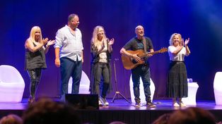 Pato Faur, Maxi Mccoubrey, Flor Salort, Ale Schujman y Pata Liberati hacen el Festival del Buen Amor este jueves en el Teatro Broadway