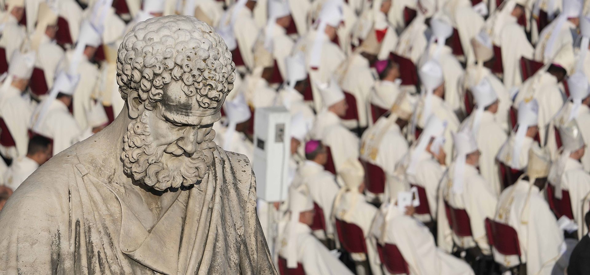 Prelados atienden a una misa presidida por el papa Francisco al inicio de la XVI Asamblea General del Sínodo de Obispos, en la Plaza de San Pedro, en el Vaticano, el 4 de octubre de 2023. (AP Foto/Andrew Medichini) Prelados atienden a una misa presidida por el papa Francisco al inicio de la XVI Asamblea General del Sínodo de Obispos, en la Plaza de San Pedro, en el Vaticano, el 4 de octubre de 2023. (AP Foto/Andrew Medichini)