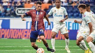 Rubén Botta fue expulsado ante Zenit, en la derrota amistosa de Talleres en San Petesburgo.