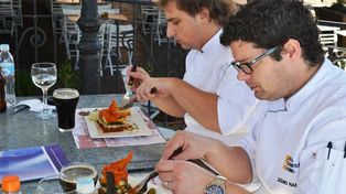 Sólo en un comedor de Santa Fe se cocinaron 9.000 empanadas