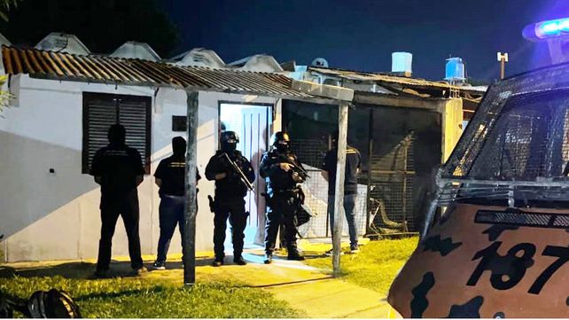 La división Drogas Peligrosas de Concepción del Uruguay secuestró la camioneta de un detenido
