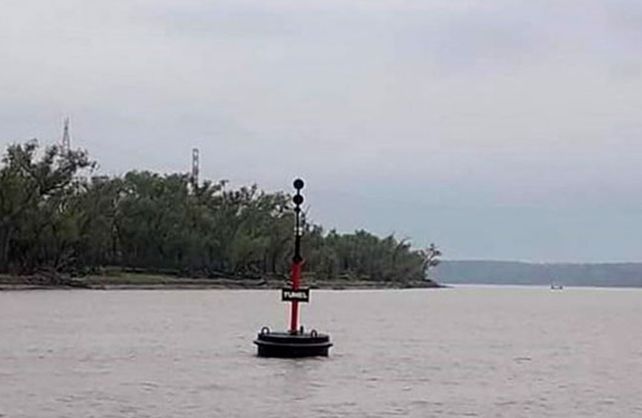 La señalización colocada en noviembre 2019 por la aparición de la manta geotextil que cubre el Túnel Subfluvial.&nbsp;