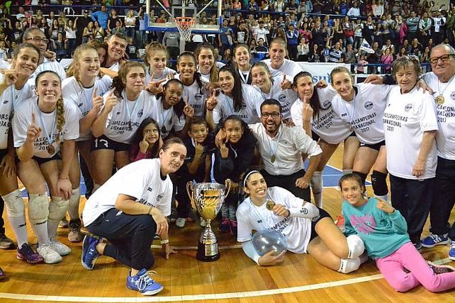 Las Lobas se quedaron con el campeonato