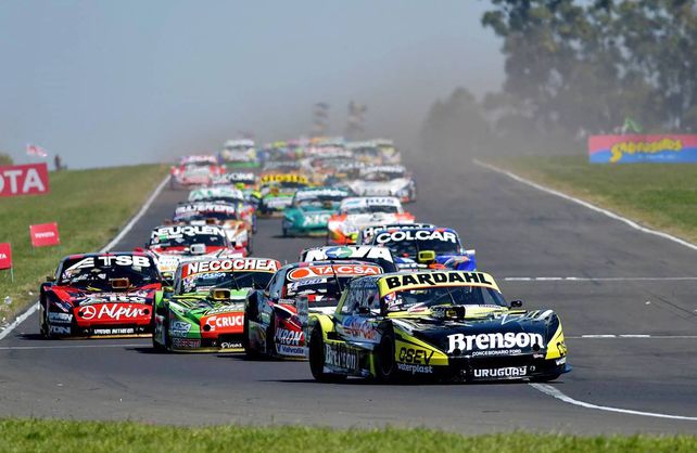 Mauricio Lambiris festejó en el TC en Paraná