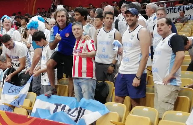 La camiseta de Unión se hizo notar en el Mundial de básquet en China