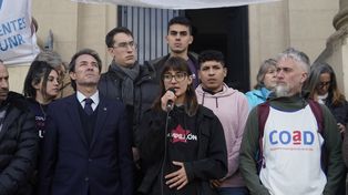 Desde los Centros de Estudiantes de Medicina y Humanidades repudiaron las amenazas perpetradas a dos estudiantes.