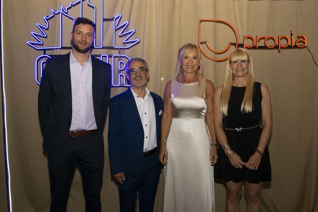 Iván Vrancich, Germán Locci, Gabriela Ortiz, Paola Coppari.