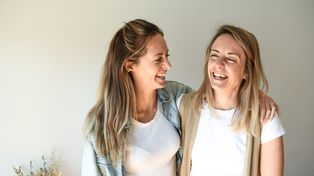 El camino gentil de la cosmética: dos hermanas apostaron la producción sustentable
