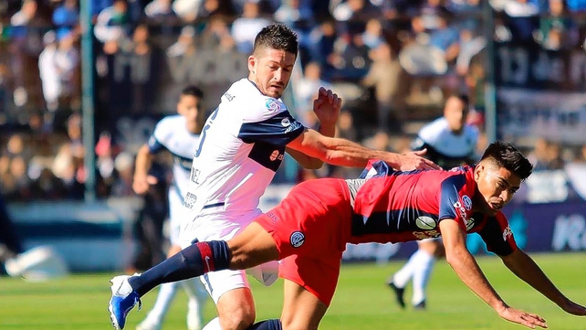San Lorenzo y Gimnasia se enfrentan en el Nuevo Gasómetro