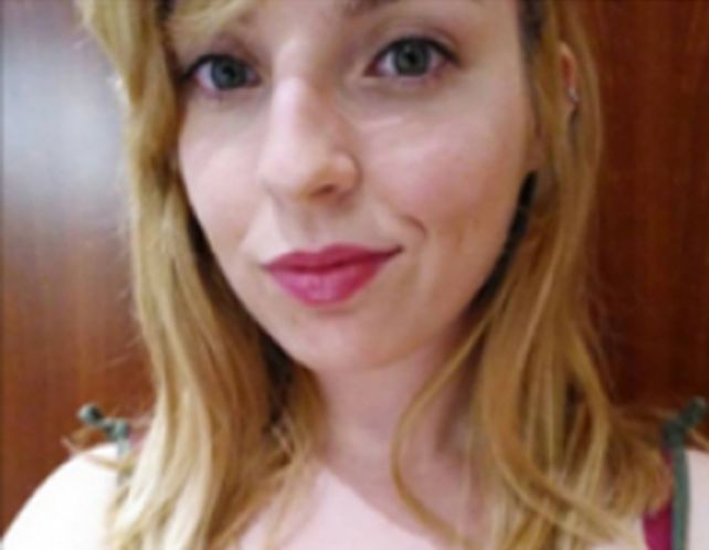 Fue al médico y la diagnosticó como no bien follada Fue al médico y la diagnosticó como no bien follada