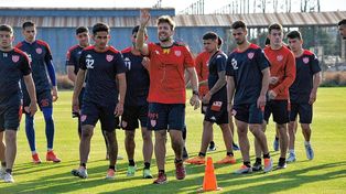 Unión retomó este lunes los entrenamientos en Casasol, pensando en el compromiso ante Vélez.