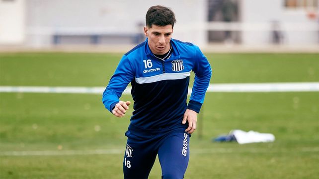 Mac Allister se instaló en el hotel de Arroyo Seco, a la espera de la firma en el contrato.