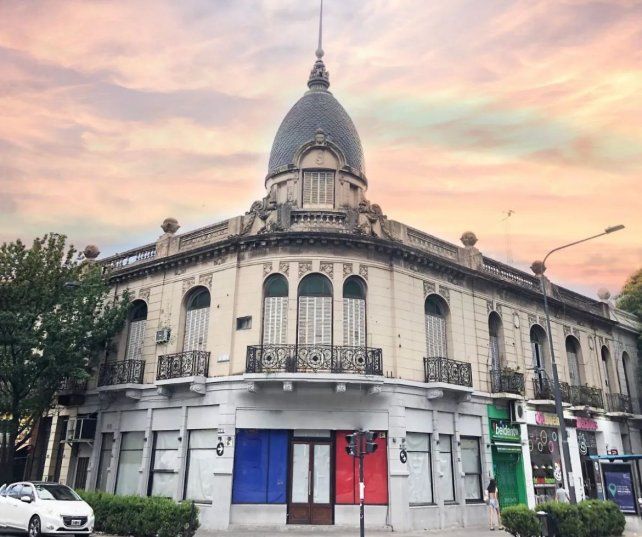 Sorpresa con aroma de café: qué negocio llega a la esquina de Pellegrini y San Martín 