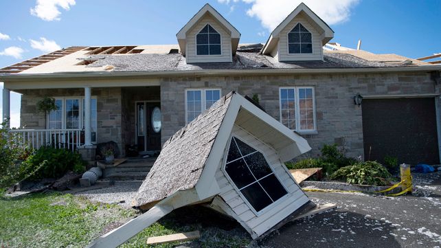 Ottawa. Una casa perdió parte del techo