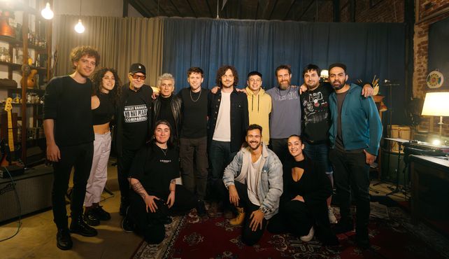 Los artistas unidos por una causa solidaria. León Gieco
