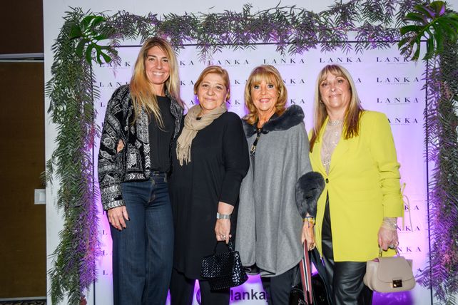 Damiana Ghirardi, Mariana yunes, Graciela Grondona, Sandra Resta 