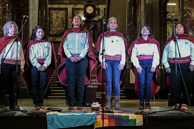 Pueblos originarios: Rosario conmemora el Día de la Lengua Materna