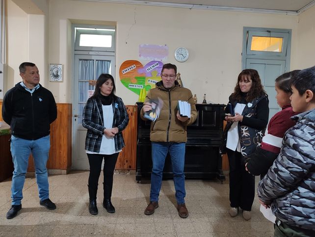 Senador Rodrigo Borla: proyecto y gestiones en el ámbito educativo