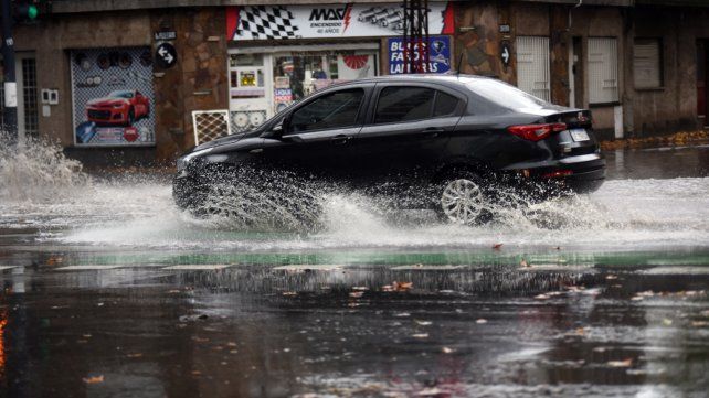 El tiempo en Rosario: martes de tormentas y con mucha lluvia en el horizonte