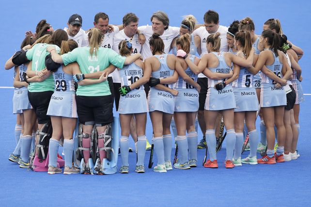 Las Leonas golearon a España en el primer partido del Mundial de Hockey