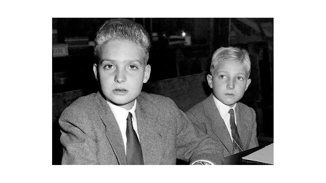 Juan Carlos Primero Mató A Su Hermano